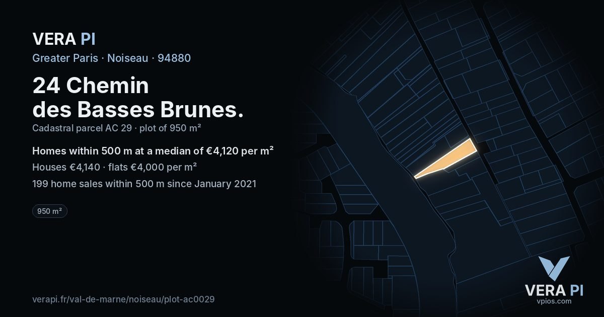 24 Chemin des Basses Brunes, Noiseau at night – the plot lit, the parcels around coloured by the prices near them