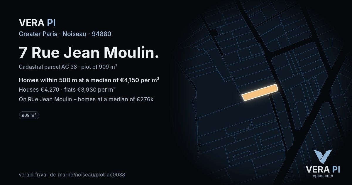 7 Rue Jean Moulin, Noiseau at night – the plot lit, the parcels around coloured by the prices near them