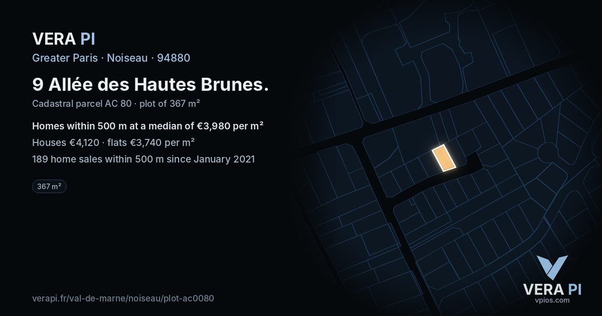 9 Allée des Hautes Brunes, Noiseau at night – the plot lit, the parcels around coloured by the prices near them