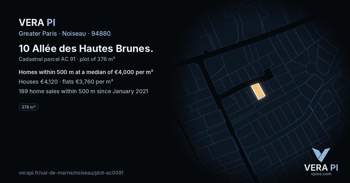 10 Allée des Hautes Brunes, Noiseau at night – the plot lit, the parcels around coloured by the prices near them
