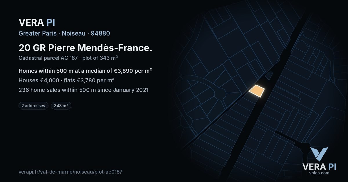 20 GR Pierre Mendès-France, Noiseau at night – the plot lit, the parcels around coloured by the prices near them