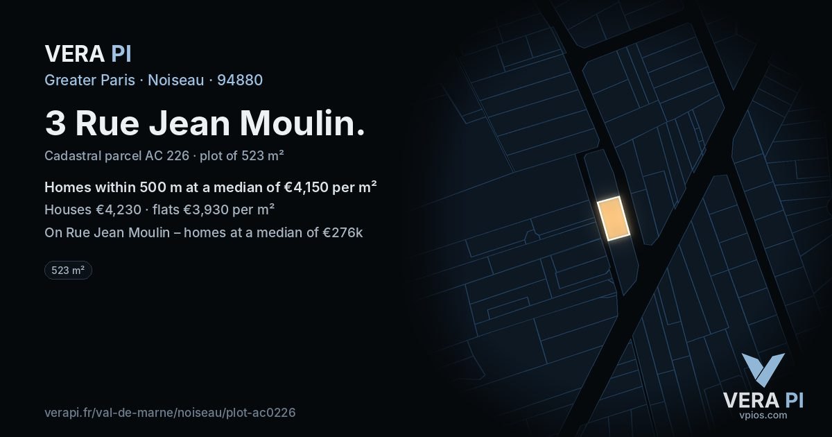 3 Rue Jean Moulin, Noiseau at night – the plot lit, the parcels around coloured by the prices near them