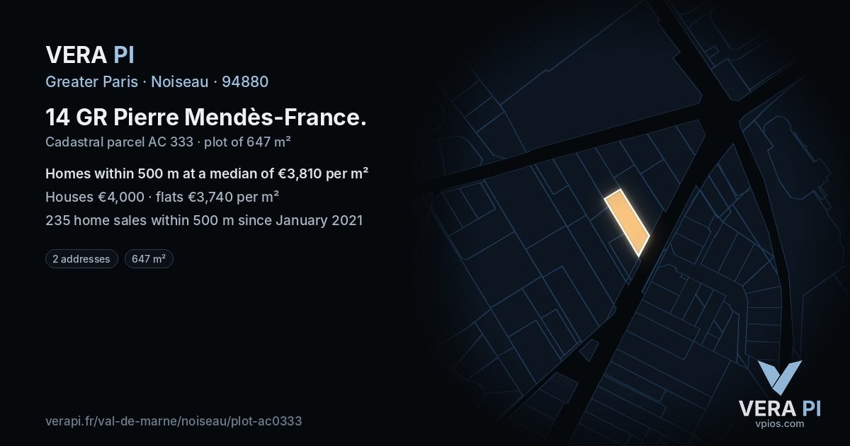 14 GR Pierre Mendès-France, Noiseau at night – the plot lit, the parcels around coloured by the prices near them