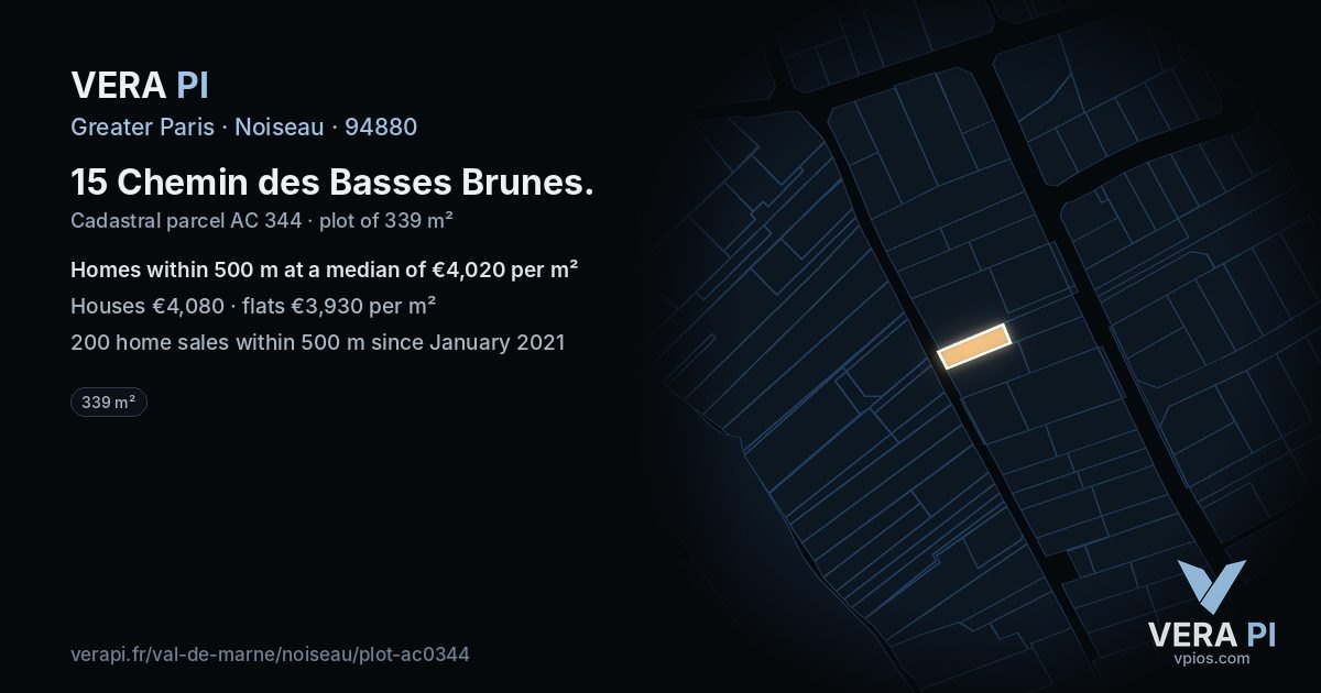 15 Chemin des Basses Brunes, Noiseau at night – the plot lit, the parcels around coloured by the prices near them