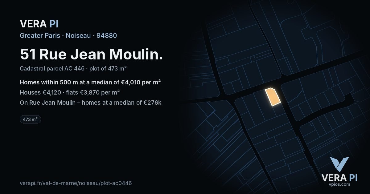 51 Rue Jean Moulin, Noiseau at night – the plot lit, the parcels around coloured by the prices near them
