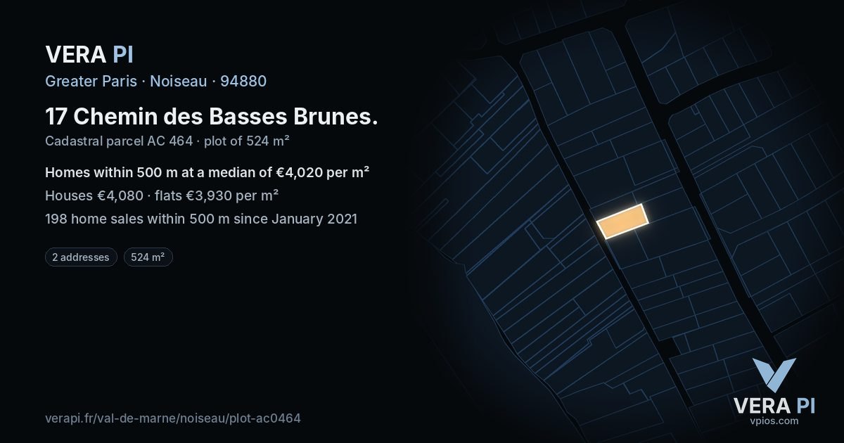 17 Chemin des Basses Brunes, Noiseau at night – the plot lit, the parcels around coloured by the prices near them