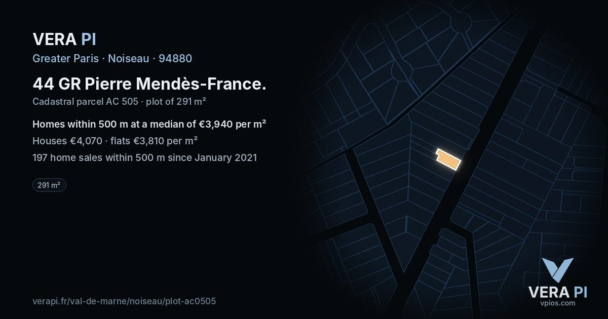44 GR Pierre Mendès-France, Noiseau at night – the plot lit, the parcels around coloured by the prices near them