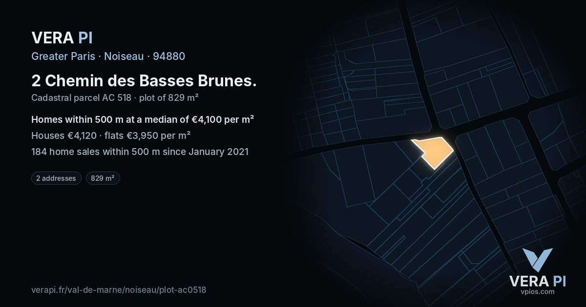2 Chemin des Basses Brunes, Noiseau at night – the plot lit, the parcels around coloured by the prices near them