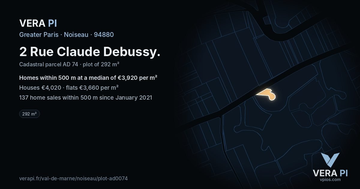 2 Rue Claude Debussy, Noiseau at night – the plot lit, the parcels around coloured by the prices near them
