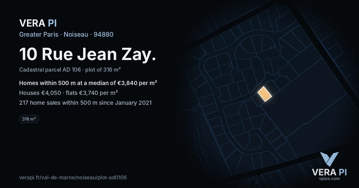 10 Rue Jean Zay, Noiseau at night – the plot lit, the parcels around coloured by the prices near them