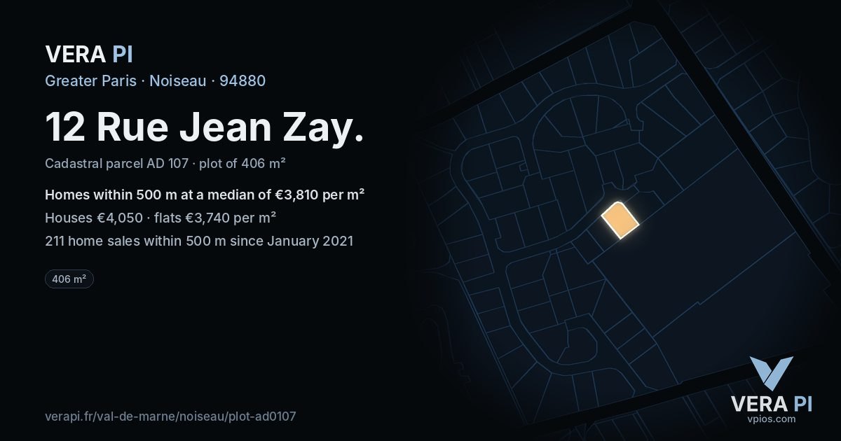 12 Rue Jean Zay, Noiseau at night – the plot lit, the parcels around coloured by the prices near them