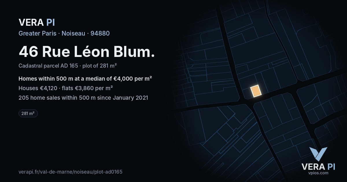 46 Rue Léon Blum, Noiseau at night – the plot lit, the parcels around coloured by the prices near them