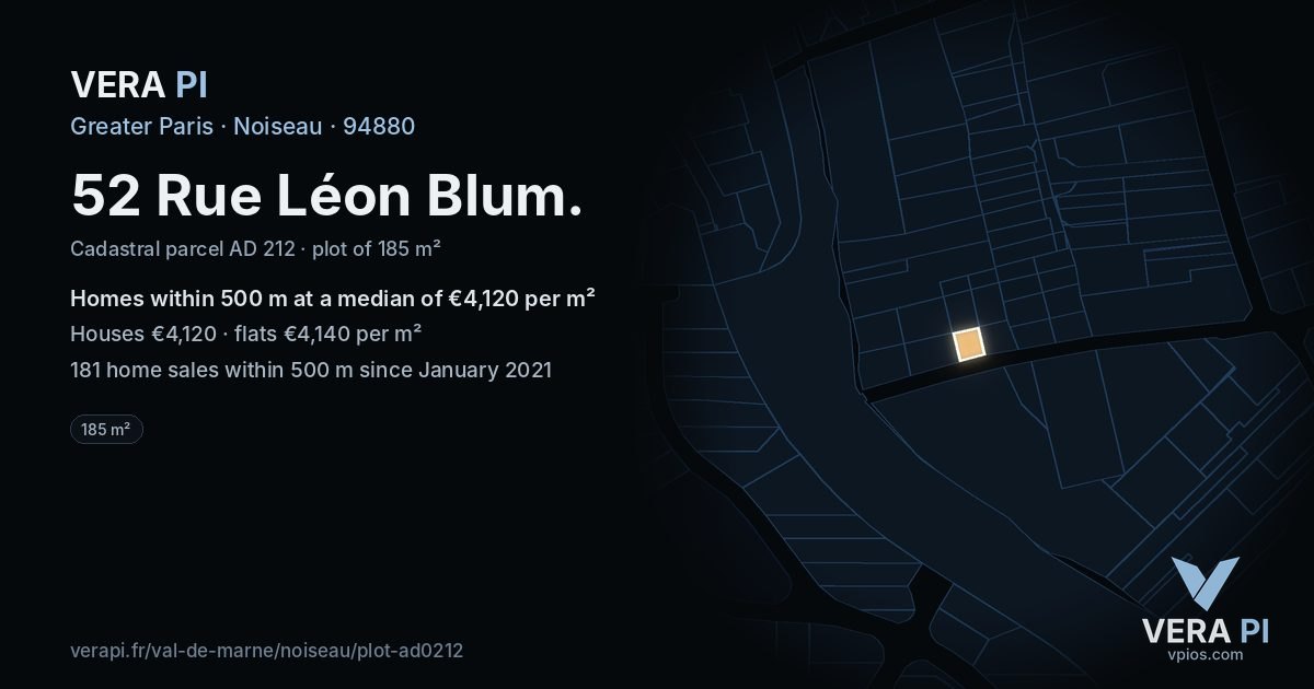 52 Rue Léon Blum, Noiseau at night – the plot lit, the parcels around coloured by the prices near them
