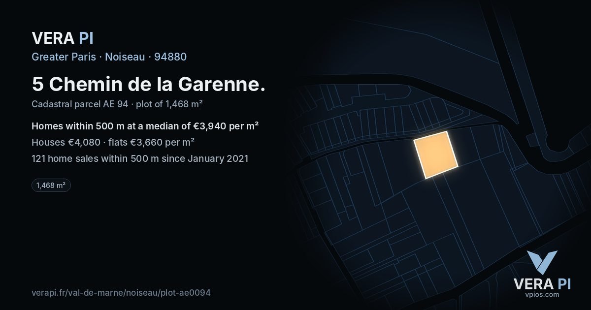5 Chemin de la Garenne, Noiseau at night – the plot lit, the parcels around coloured by the prices near them
