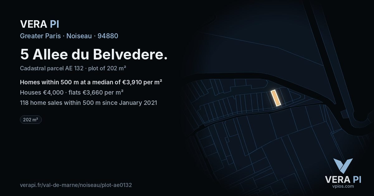 5 Allee du Belvedere, Noiseau at night – the plot lit, the parcels around coloured by the prices near them