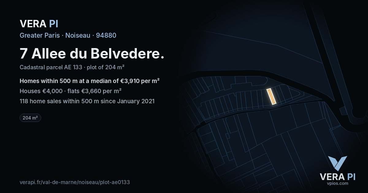 7 Allee du Belvedere, Noiseau at night – the plot lit, the parcels around coloured by the prices near them