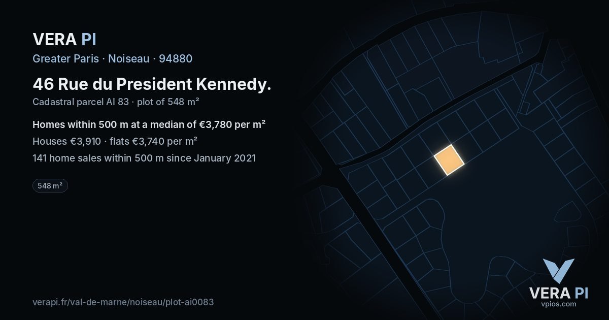 46 Rue du President Kennedy, Noiseau at night – the plot lit, the parcels around coloured by the prices near them