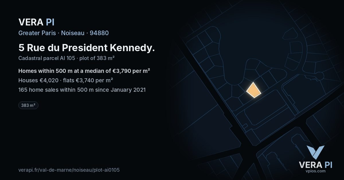 5 Rue du President Kennedy, Noiseau at night – the plot lit, the parcels around coloured by the prices near them