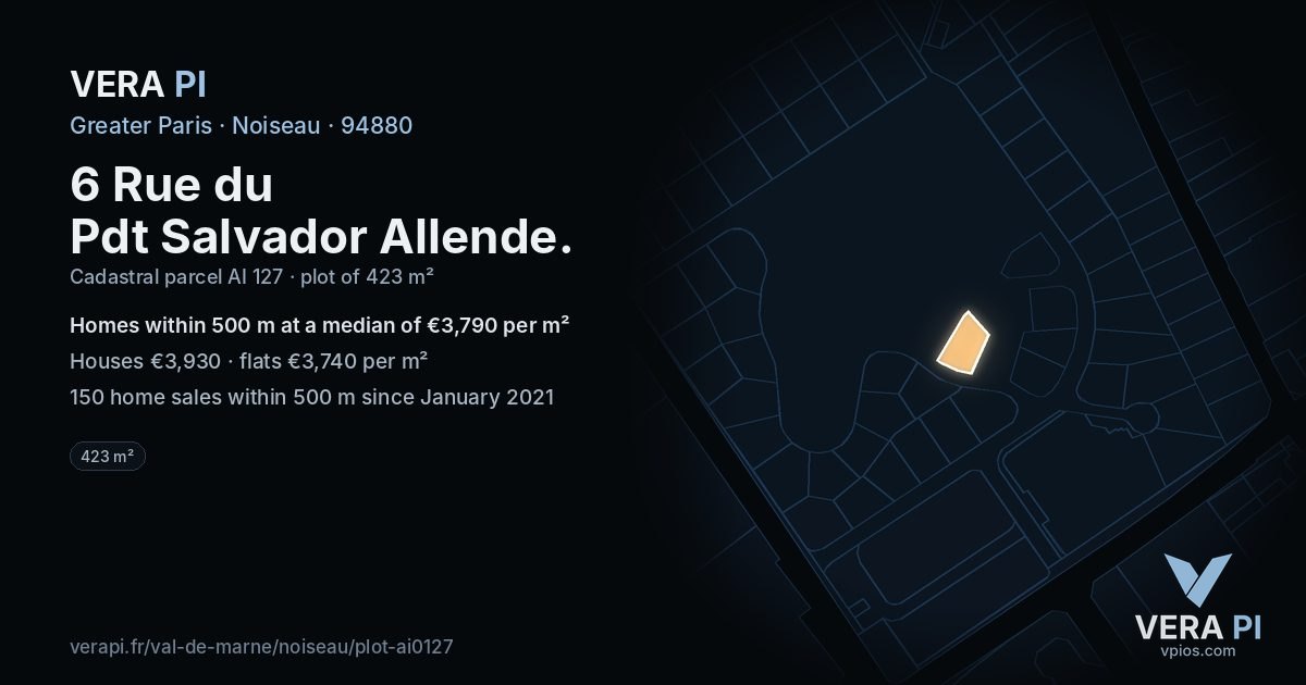 6 Rue du Pdt Salvador Allende, Noiseau at night – the plot lit, the parcels around coloured by the prices near them