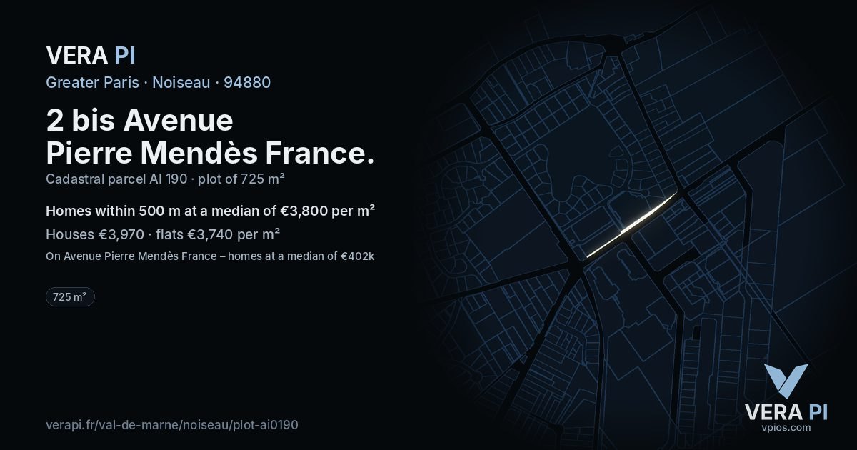 2 bis Avenue Pierre Mendès France, Noiseau at night – the plot lit, the parcels around coloured by the prices near them