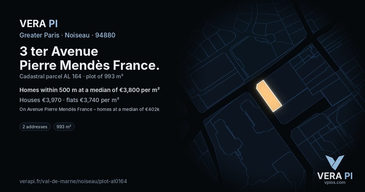 3 ter Avenue Pierre Mendès France, Noiseau at night – the plot lit, the parcels around coloured by the prices near them