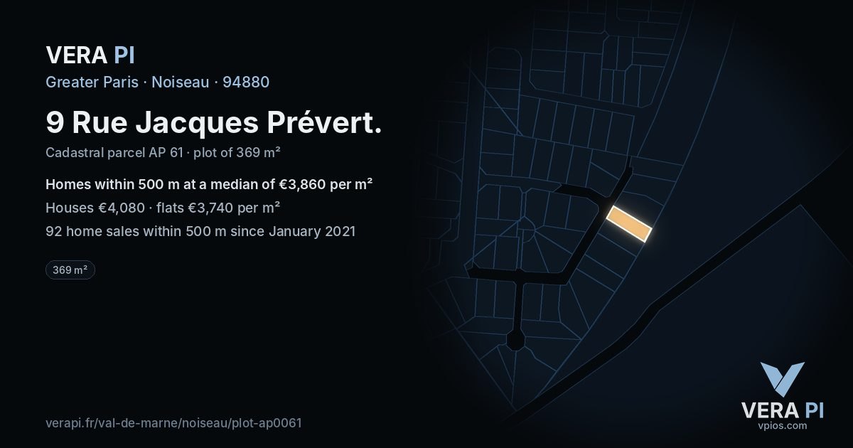 9 Rue Jacques Prévert, Noiseau at night – the plot lit, the parcels around coloured by the prices near them