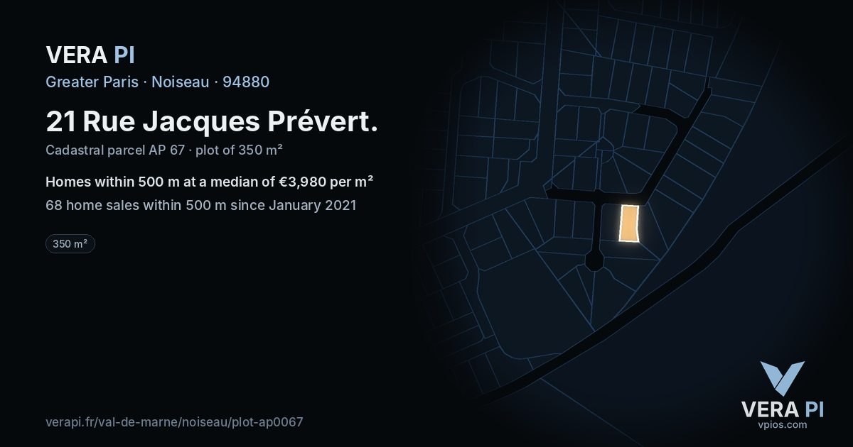 21 Rue Jacques Prévert, Noiseau at night – the plot lit, the parcels around coloured by the prices near them