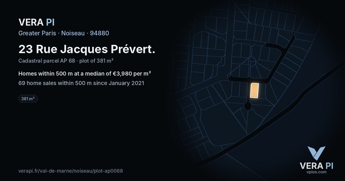 23 Rue Jacques Prévert, Noiseau at night – the plot lit, the parcels around coloured by the prices near them