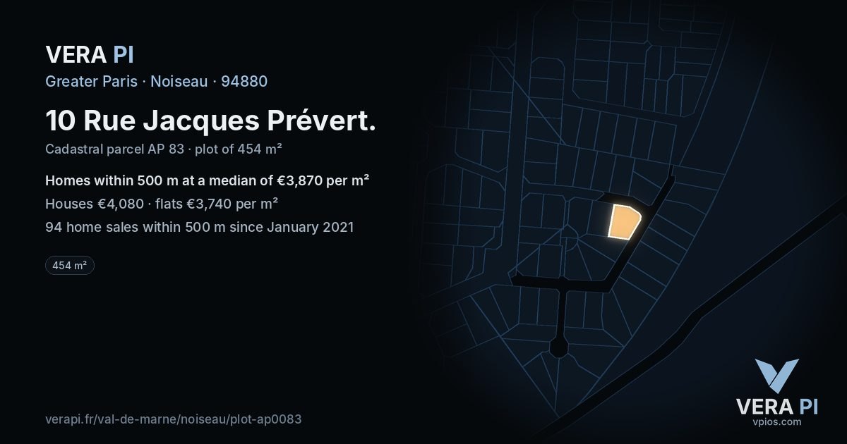 10 Rue Jacques Prévert, Noiseau at night – the plot lit, the parcels around coloured by the prices near them