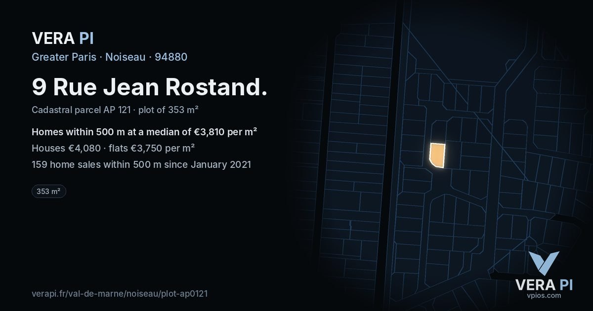 9 Rue Jean Rostand, Noiseau at night – the plot lit, the parcels around coloured by the prices near them