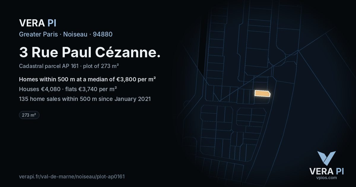 3 Rue Paul Cézanne, Noiseau at night – the plot lit, the parcels around coloured by the prices near them