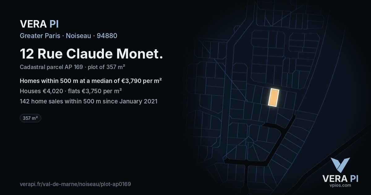12 Rue Claude Monet, Noiseau at night – the plot lit, the parcels around coloured by the prices near them