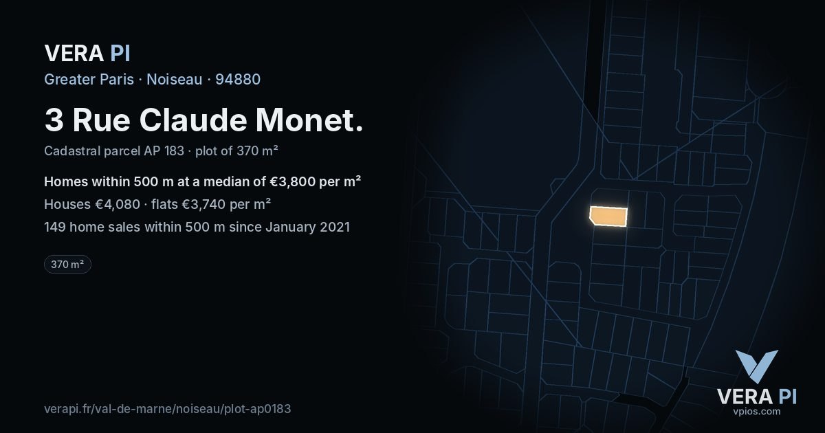 3 Rue Claude Monet, Noiseau at night – the plot lit, the parcels around coloured by the prices near them
