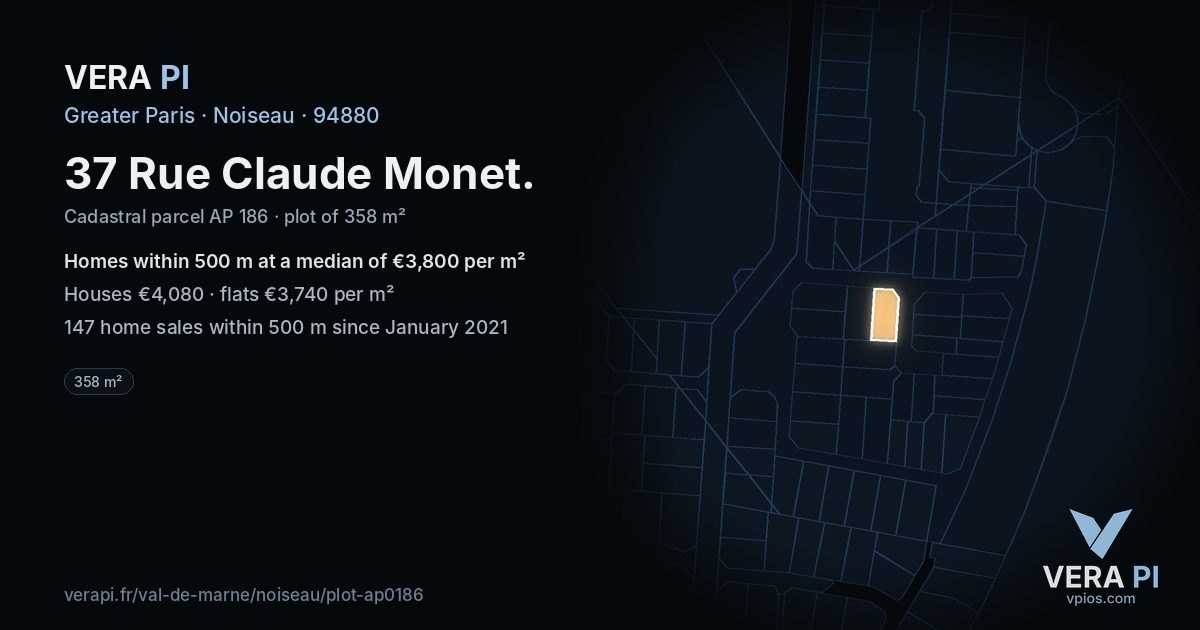37 Rue Claude Monet, Noiseau at night – the plot lit, the parcels around coloured by the prices near them