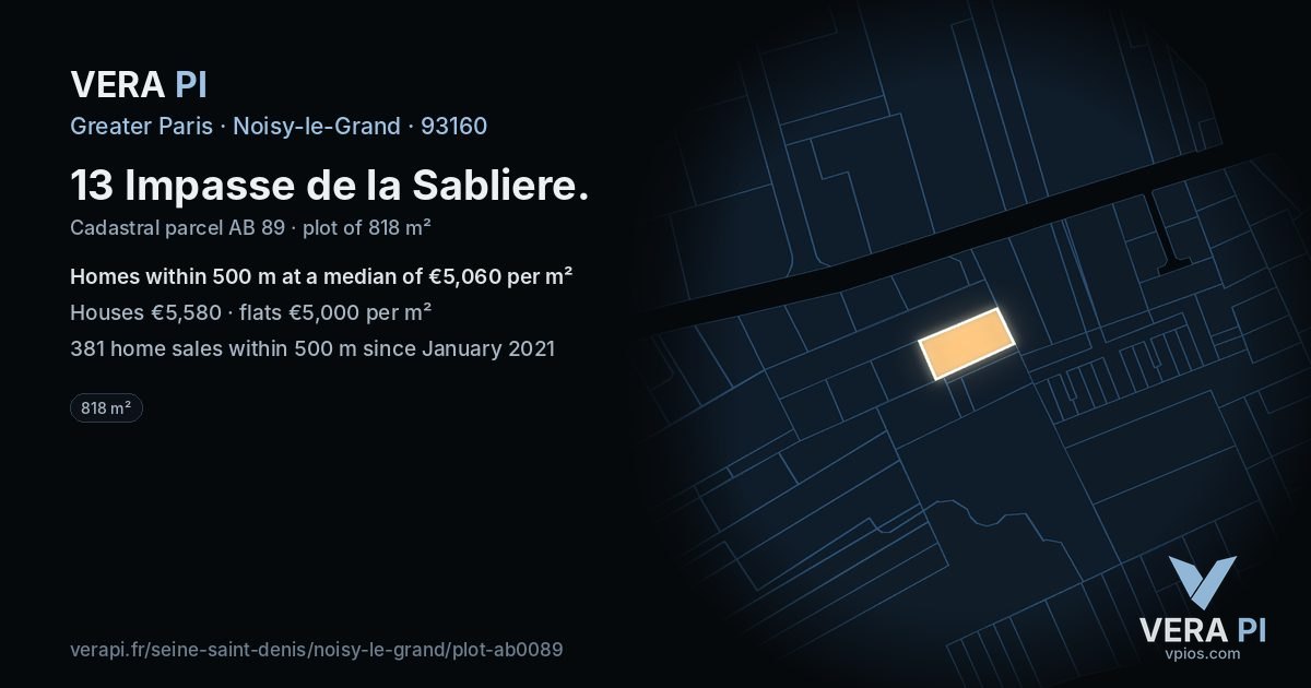 13 Impasse de la Sabliere, Noisy-le-Grand at night – the plot lit, the parcels around coloured by the prices near them