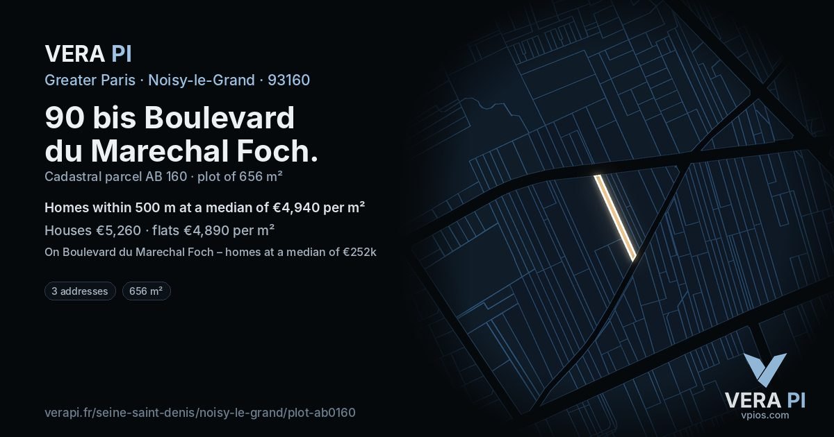 90 bis Boulevard du Marechal Foch, Noisy-le-Grand at night – the plot lit, the parcels around coloured by the prices near them
