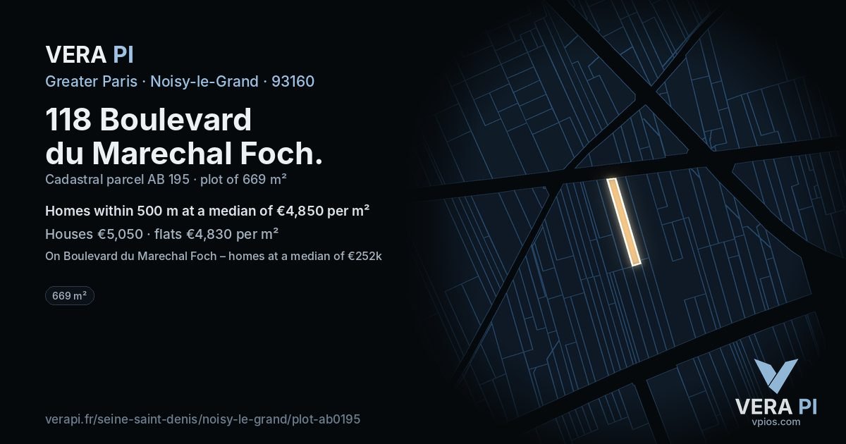 118 Boulevard du Marechal Foch, Noisy-le-Grand at night – the plot lit, the parcels around coloured by the prices near them