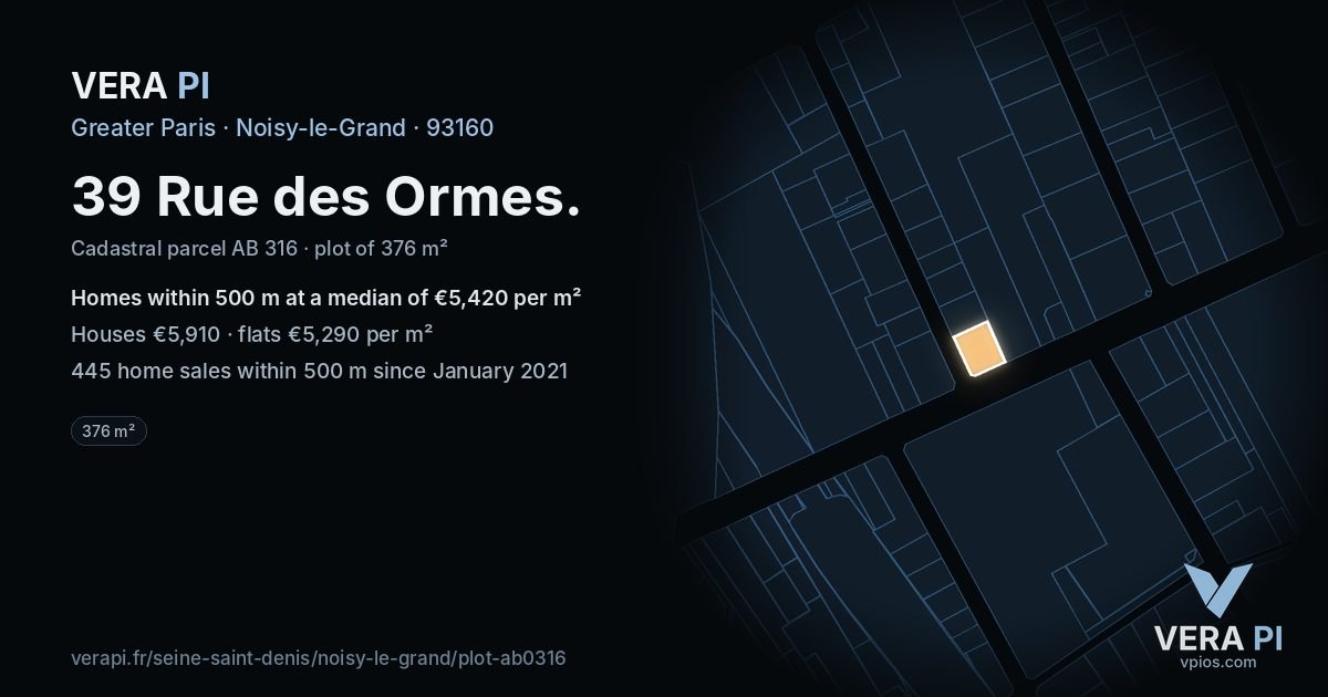 39 Rue des Ormes, Noisy-le-Grand at night – the plot lit, the parcels around coloured by the prices near them