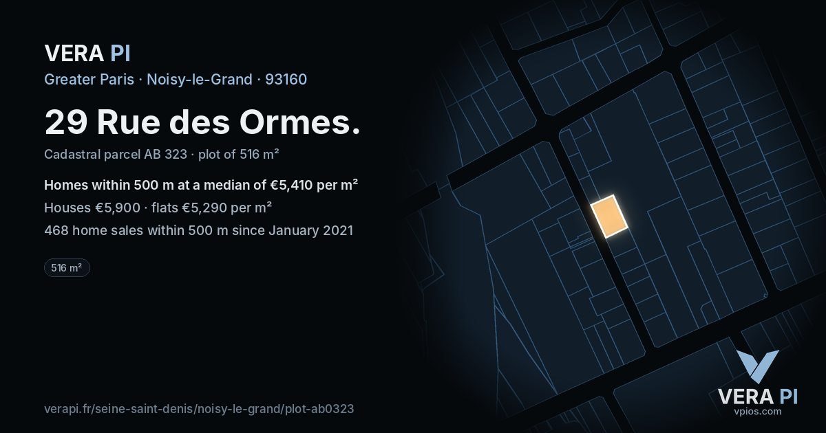 29 Rue des Ormes, Noisy-le-Grand at night – the plot lit, the parcels around coloured by the prices near them