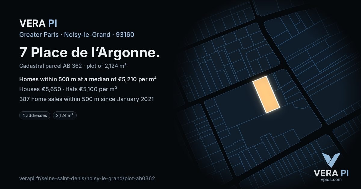 7 Place de l’Argonne, Noisy-le-Grand at night – the plot lit, the parcels around coloured by the prices near them