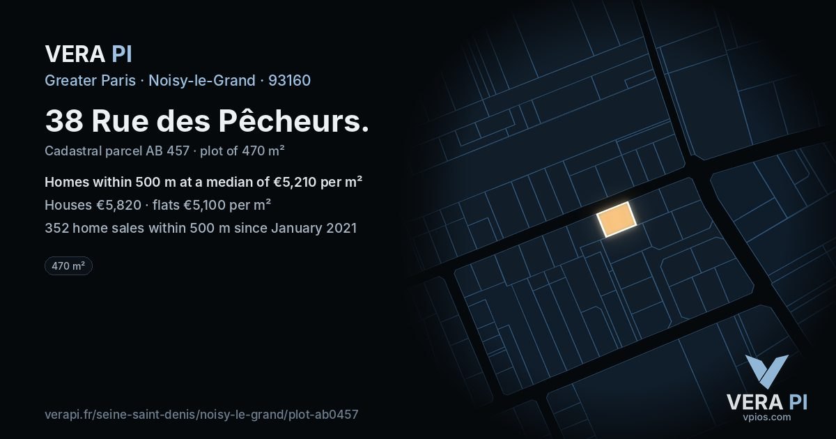 38 Rue des Pêcheurs, Noisy-le-Grand at night – the plot lit, the parcels around coloured by the prices near them