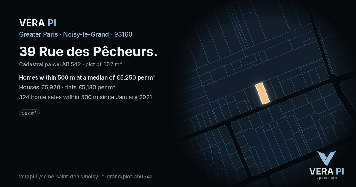 39 Rue des Pêcheurs, Noisy-le-Grand at night – the plot lit, the parcels around coloured by the prices near them