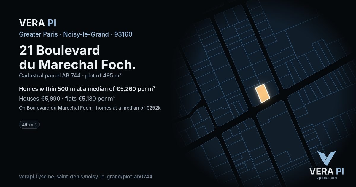 21 Boulevard du Marechal Foch, Noisy-le-Grand at night – the plot lit, the parcels around coloured by the prices near them