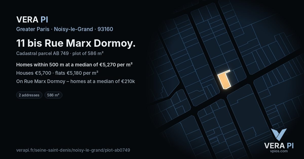 11 bis Rue Marx Dormoy, Noisy-le-Grand at night – the plot lit, the parcels around coloured by the prices near them