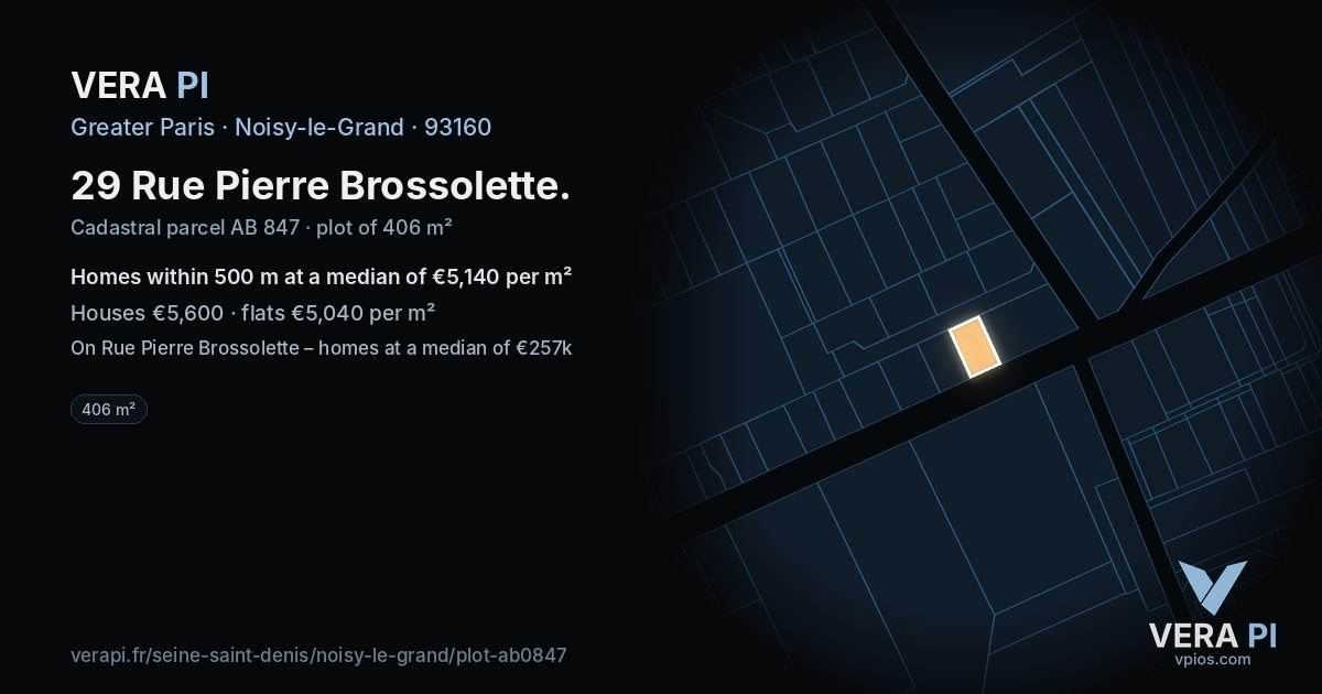 29 Rue Pierre Brossolette, Noisy-le-Grand at night – the plot lit, the parcels around coloured by the prices near them