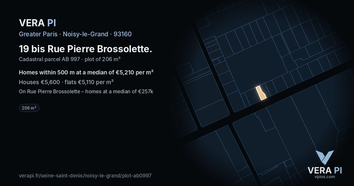 19 bis Rue Pierre Brossolette, Noisy-le-Grand at night – the plot lit, the parcels around coloured by the prices near them