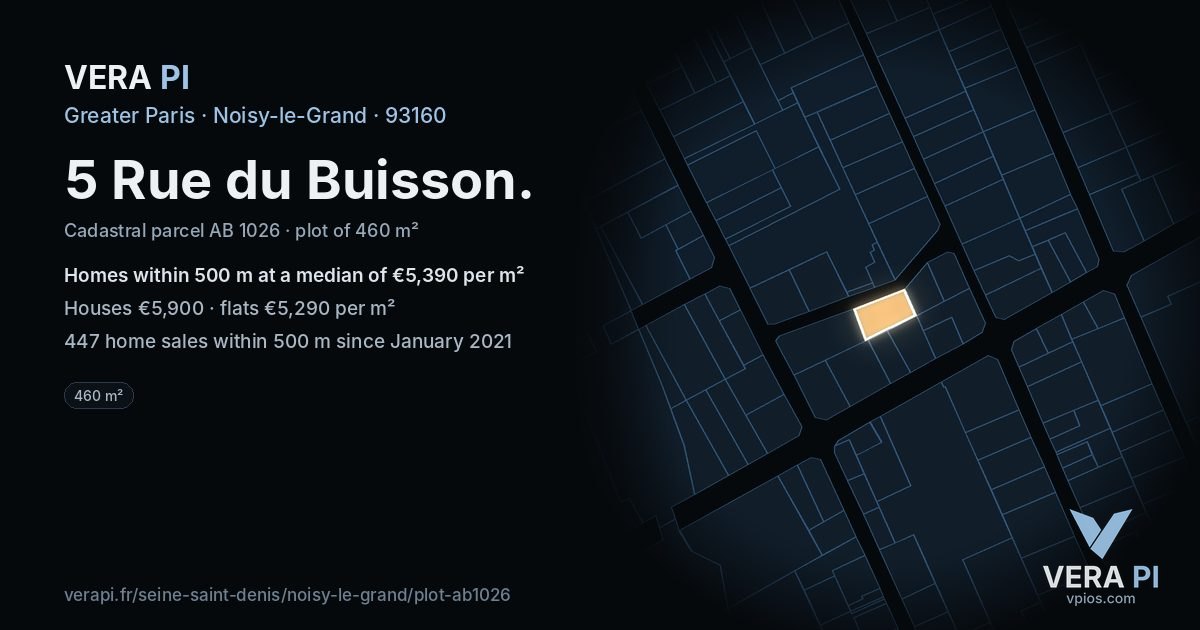 5 Rue du Buisson, Noisy-le-Grand at night – the plot lit, the parcels around coloured by the prices near them