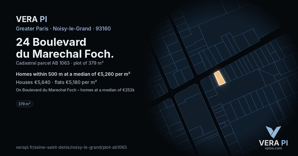 24 Boulevard du Marechal Foch, Noisy-le-Grand at night – the plot lit, the parcels around coloured by the prices near them