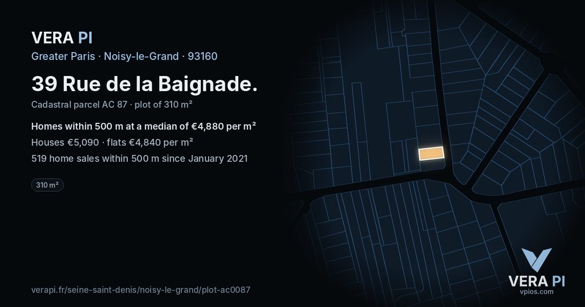 39 Rue de la Baignade, Noisy-le-Grand at night – the plot lit, the parcels around coloured by the prices near them