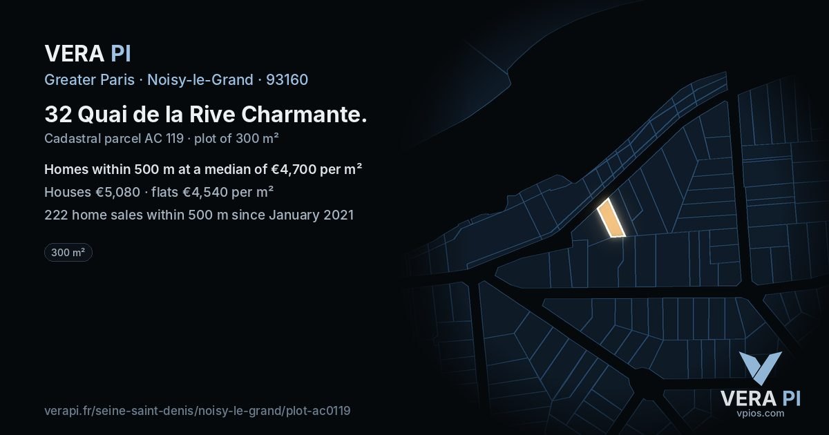32 Quai de la Rive Charmante, Noisy-le-Grand at night – the plot lit, the parcels around coloured by the prices near them